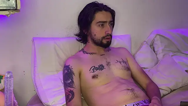 maximusdominus26 online show from 10/30/25, 06:38