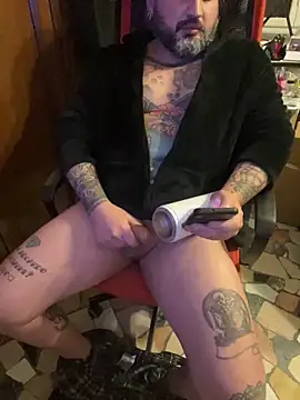 marcotatuatooo online show from 01/05/26, 11:41