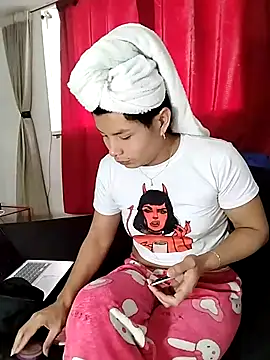 MissAsly online show from 01/10/26, 11:49