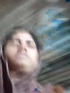 Snapshot of Na_shreya chatting on 12/16/25, 01:21 Na shreya online show from 12/16/25, 01:21