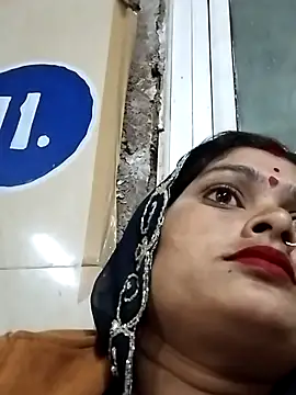 Snapshot of Na_shreya chatting on 12/14/25, 12:22 Na shreya online show from 12/14/25, 12:22