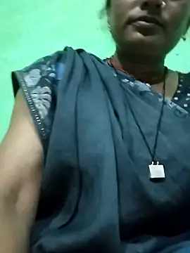 Snapshot of Na_shreya chatting on 06/15/26, 03:23 Na shreya online show from 06/15/26, 03:23