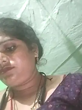 Snapshot of Na_shreya chatting on 10/05/25, 10:11 Na shreya online show from 10/05/25, 10:11