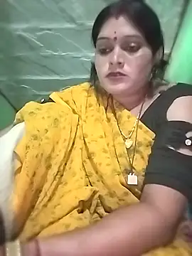 Snapshot of Na_shreya chatting on 11/10/25, 03:55 Na shreya online show from 11/10/25, 03:55