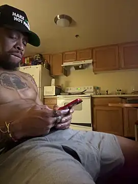 thefreakscomeoutatnight online show from 03/06/26, 08:42