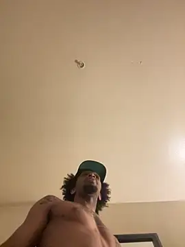 thefreakscomeoutatnight online show from 10/16/25, 03:48