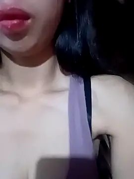Snapshot of Khanhu_xx chatting on 10/09/25, 10:54 Khanhu xx online show from 10/09/25, 10:54