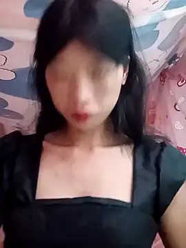 Snapshot of Khanhu_xx chatting on 10/14/25, 04:13 Khanhu xx online show from 10/14/25, 04:13