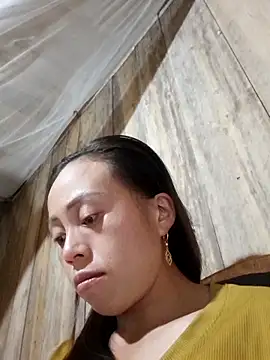 Tuyet xx online show from 10/23/25, 02:16