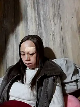 Tuyet xx online show from 12/19/25, 02:48