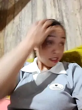 Tuyet xx online show from 10/04/25, 02:02