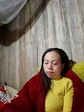 Tuyet xx online show from 12/04/25, 10:42