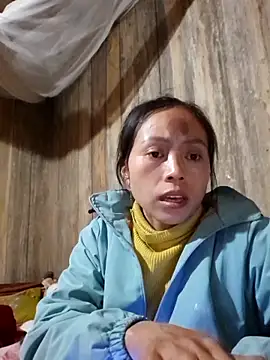 Tuyet xx online show from 11/25/25, 01:33