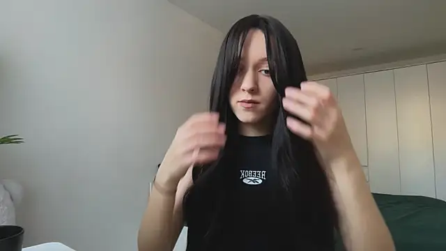 monnymoon online show from 10/04/25, 08:49