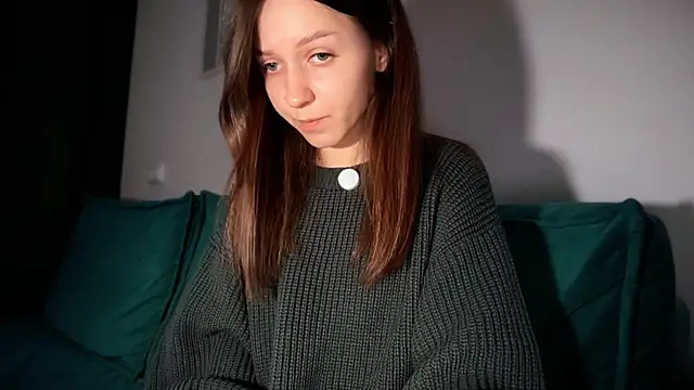 Snapshot of monnymoon chatting on 12/02/25, 08:38 monnymoon online show from 12/02/25, 08:38