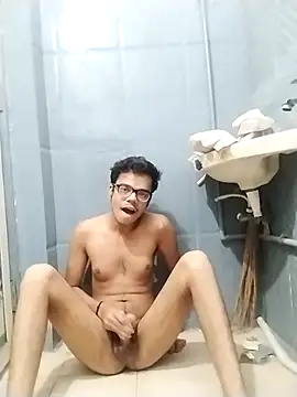 sexybobby13 online show from 02/19/26, 08:33