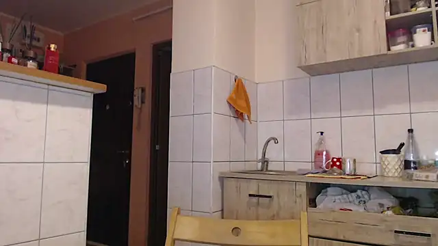 roxy863086 online show from 02/16/26, 06:50