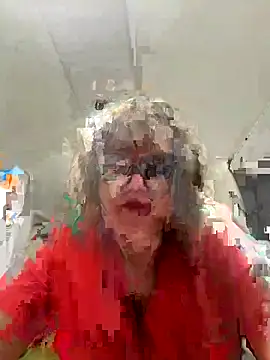 Snapshot of roxy863086 chatting on 10/08/25, 06:30 roxy863086 online show from 10/08/25, 06:30