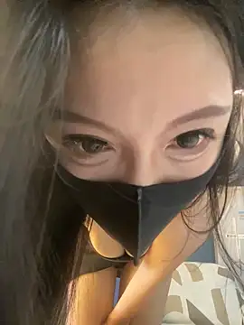 xiaojiu-6 online show from 12/21/25, 03:08