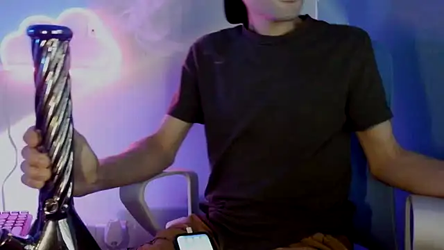 highinhtxx online show from 06/28/26, 12:06