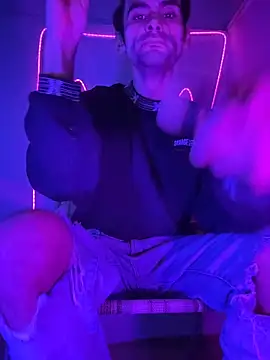 highinhtxx online show from 11/20/25, 01:01