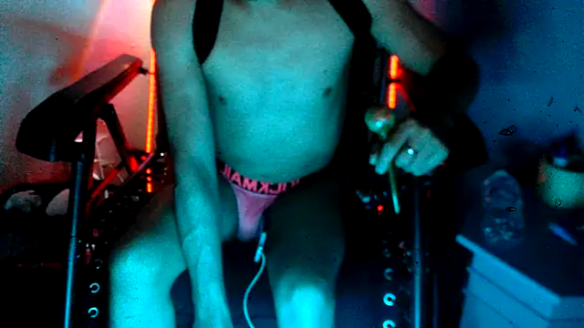 highinhtxx online show from 03/11/26, 02:05