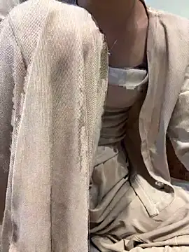 Snapshot of lee_ly chatting on 01/15/26, 05:00 lee ly online show from 01/15/26, 05:00