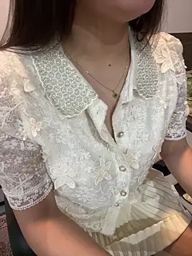 lee ly online show from 04/14/26, 11:37