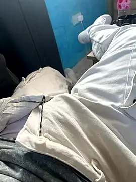 Snapshot of nasahars chatting on 11/06/25, 11:58 nasahars online show from 11/06/25, 11:58