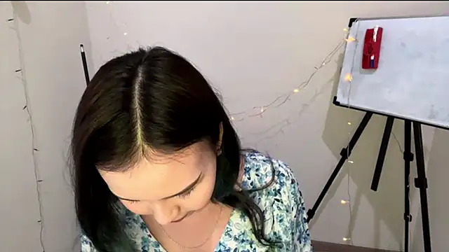 CarollFalick online show from 11/28/25, 07:30