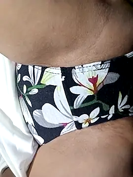 Hotmommax online show from 02/10/26, 09:25