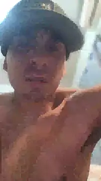 Snapshot of Tucloroformosexxx chatting on 05/28/26, 10:43 Tucloroformosexxx online show from 05/28/26, 10:43
