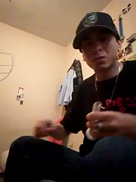 Tucloroformosexxx online show from 04/17/26, 10:45