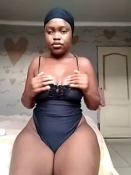 Snapshot of SexyValentinaXX chatting on 10/20/25, 05:09 SexyValentinaXX online show from 10/20/25, 05:09