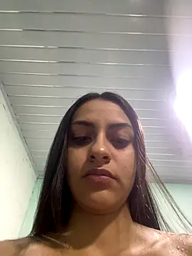 miluwatson online show from 10/11/25, 09:38