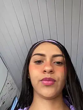 miluwatson online show from 10/03/25, 05:36