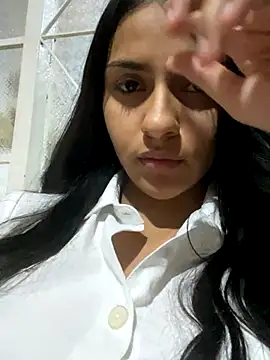 miluwatson online show from 10/05/25, 01:51