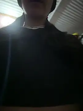 Snapshot of miluwatson chatting on 03/07/26, 10:48 miluwatson online show from 03/07/26, 10:48