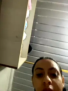 miluwatson online show from 09/28/25, 07:54