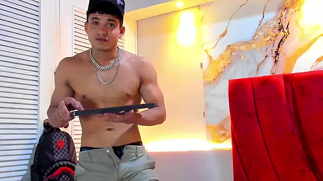 daniscot online show from 11/17/25, 03:54