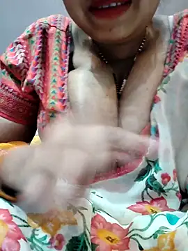 Hot  bhabhi 99 online show from 04/11/26, 04:53