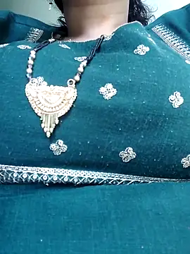 Hot  bhabhi 99 online show from 11/17/25, 05:55