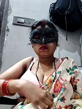 Hot  bhabhi 99 online show from 11/28/25, 09:09