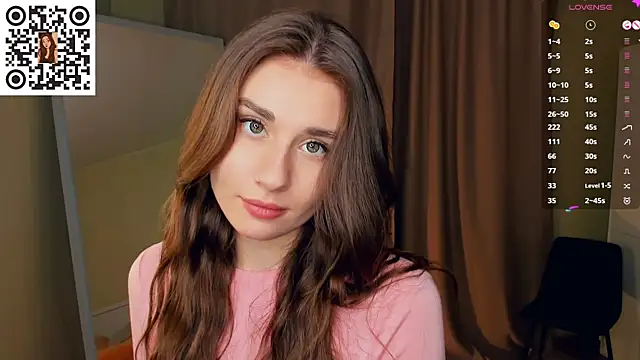 MinaRuzzo online show from 11/08/25, 05:00