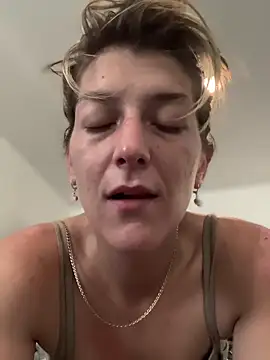 Snapshot of silentasachurchmouse chatting on 10/01/25, 12:16 silentasachurchmouse online show from 10/01/25, 12:16