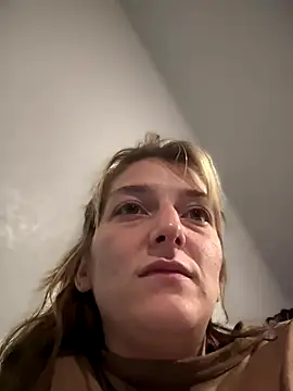 Snapshot of silentasachurchmouse chatting on 10/03/25, 07:32 silentasachurchmouse online show from 10/03/25, 07:32