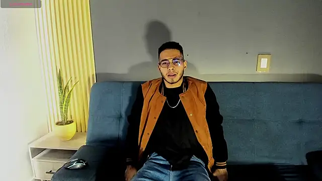 Jaybrown  1 online show from 12/02/25, 09:05