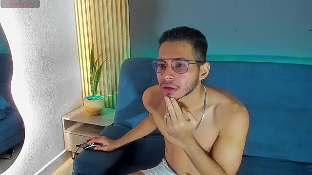 Jaybrown  1 online show from 12/15/25, 08:25