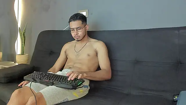 Jaybrown  1 online show from 11/02/25, 03:22