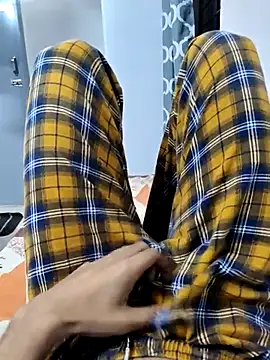 Mallu kalikar 69 online show from 10/21/25, 03:22